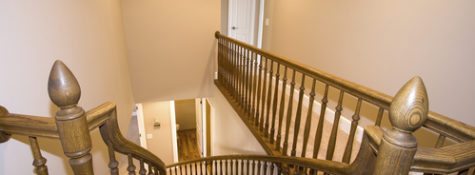 מעקות למדרגות פנים - מעקה למדרגות פנים