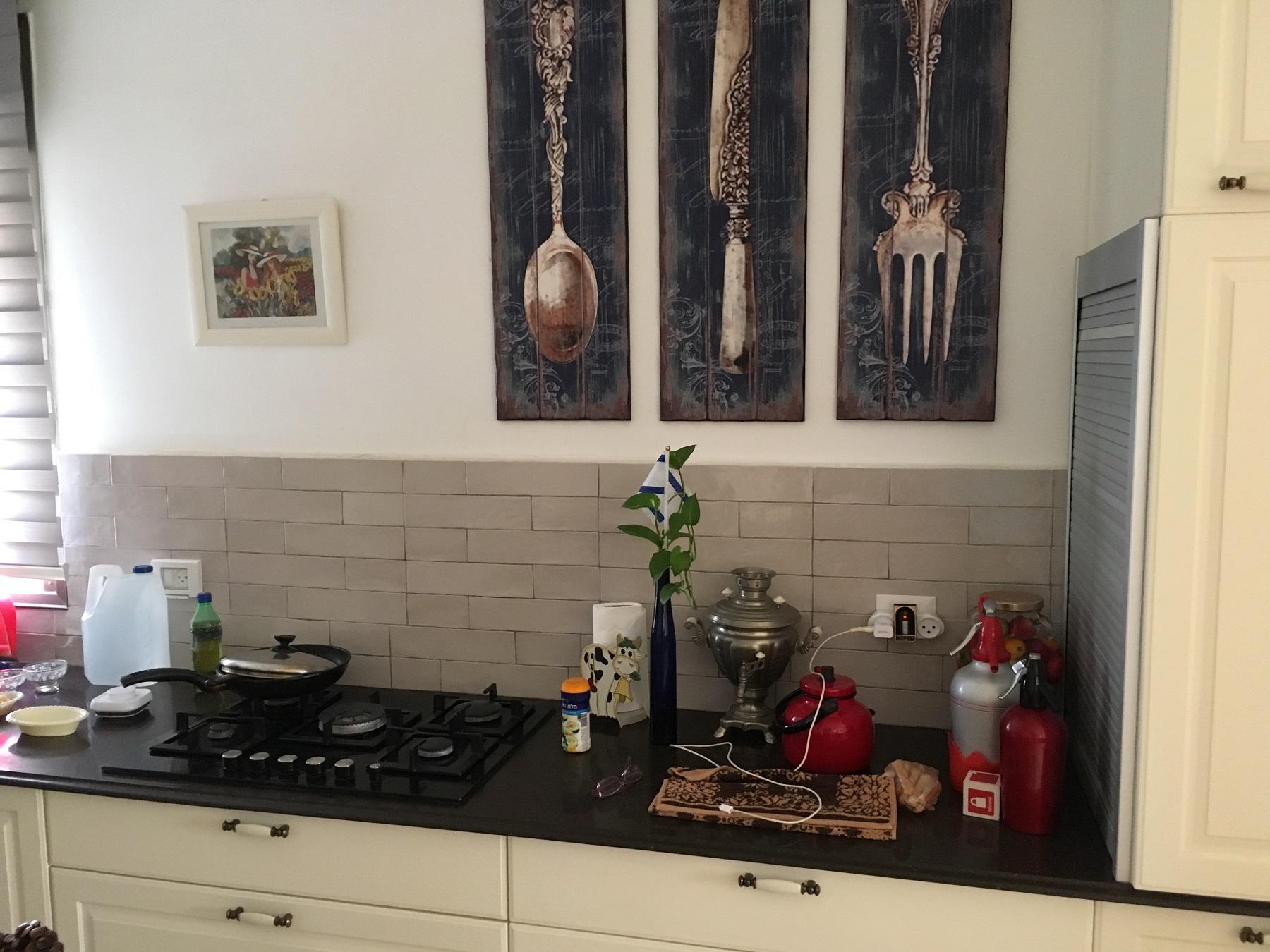 אריחים למטבח